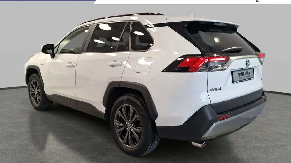 TOYOTA RAV4 -