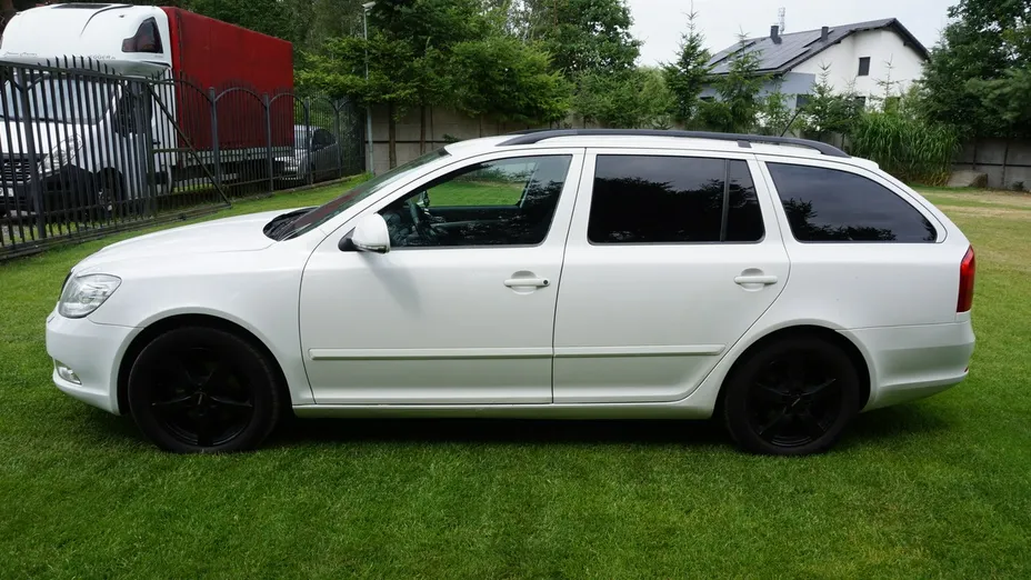 SKODA Octavia -