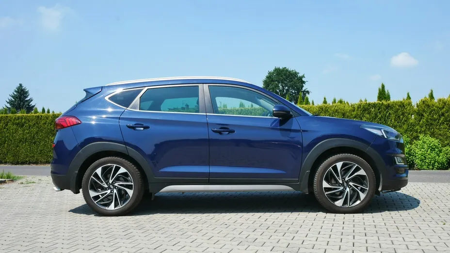 HYUNDAI Tucson -