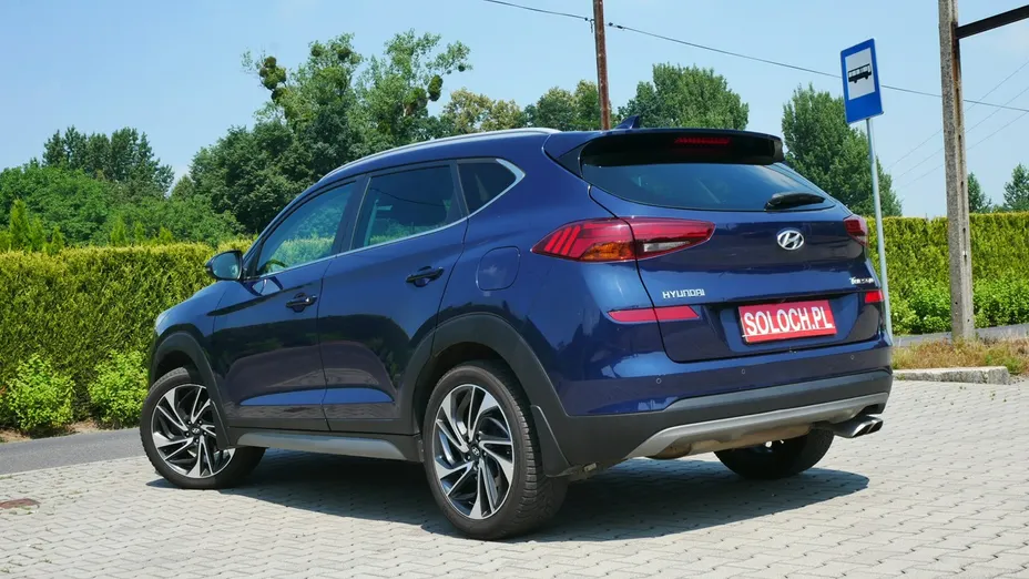 HYUNDAI Tucson -