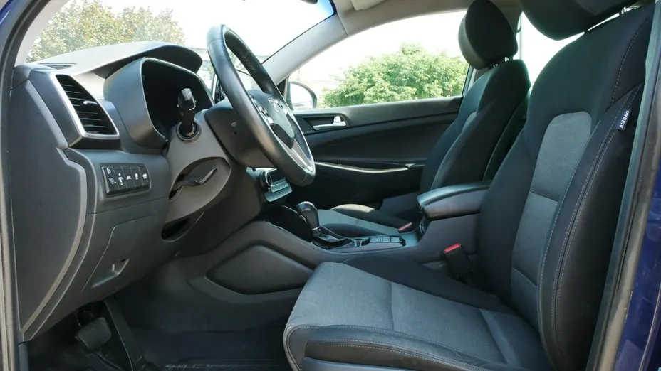HYUNDAI Tucson -