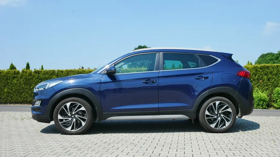HYUNDAI Tucson -