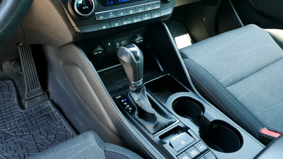 HYUNDAI Tucson -