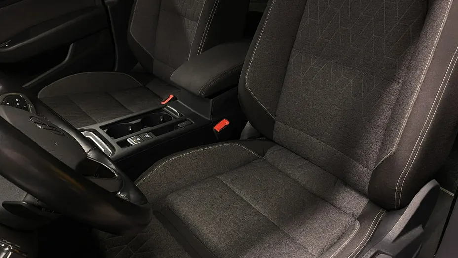 VOLKSWAGEN Passat -