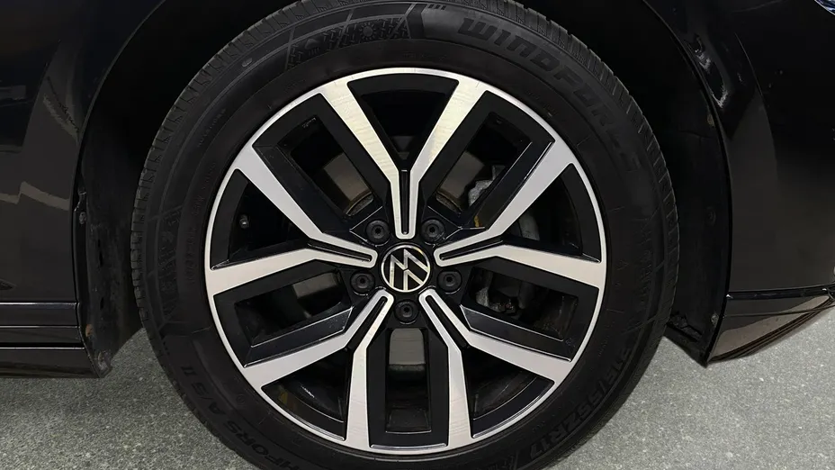 VOLKSWAGEN Passat -