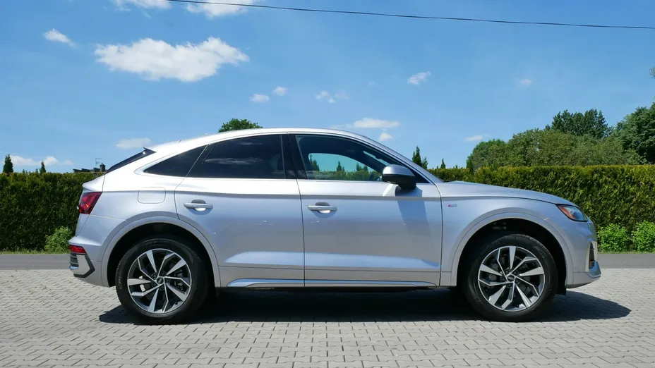 AUDI Q5 -