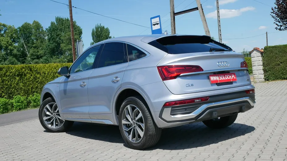AUDI Q5 -