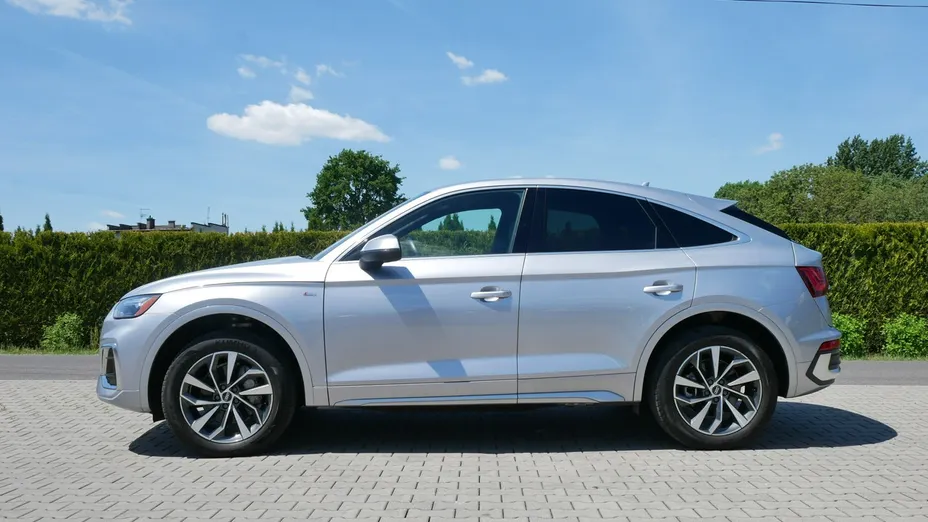AUDI Q5 -