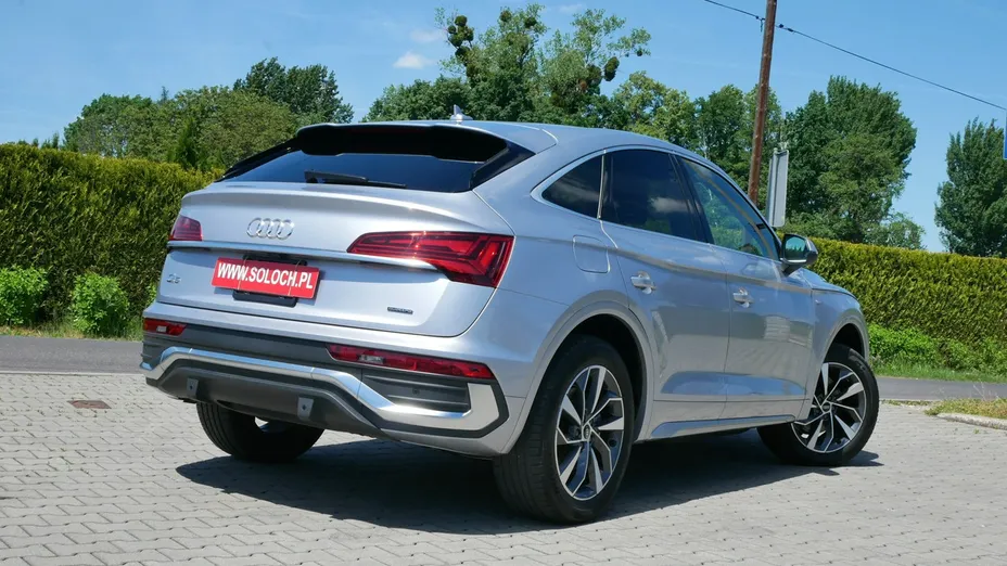 AUDI Q5 -