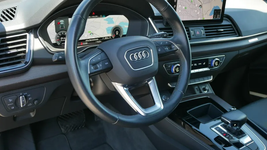 AUDI Q5 -