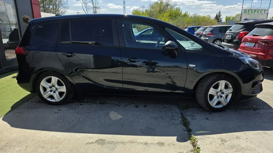 OPEL Zafira -