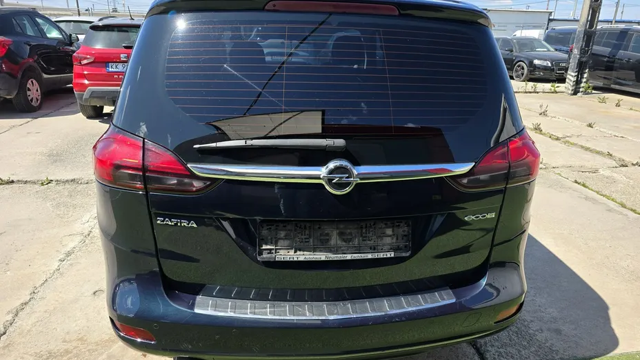 OPEL Zafira -