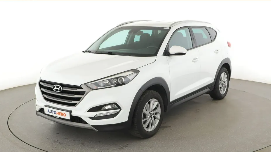 HYUNDAI Tucson -