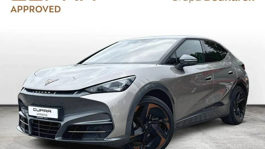 CUPRA Tavascan -