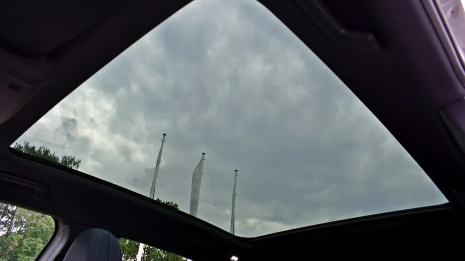 CUPRA Tavascan -