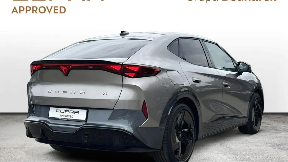 CUPRA Tavascan -