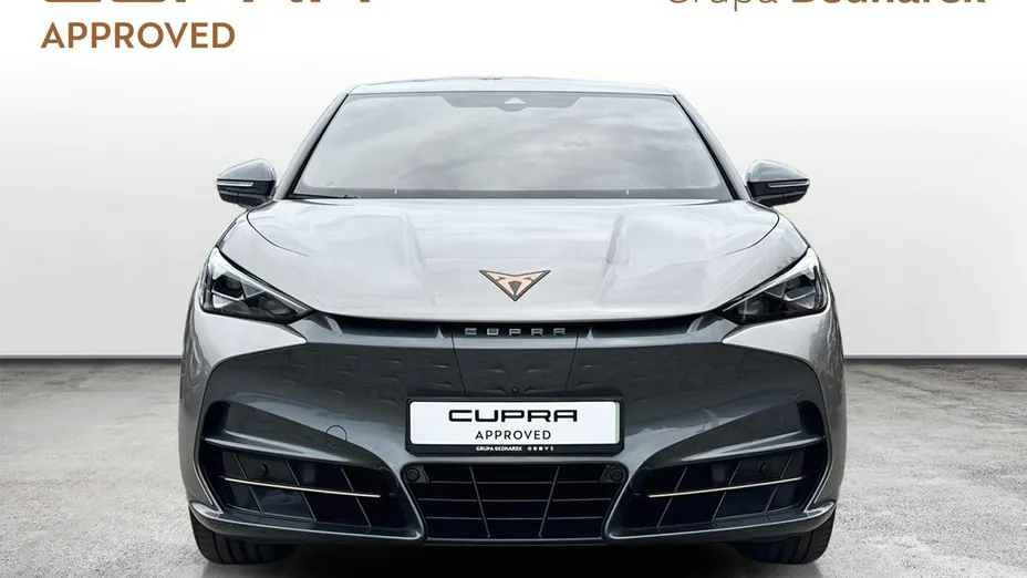 CUPRA Tavascan -