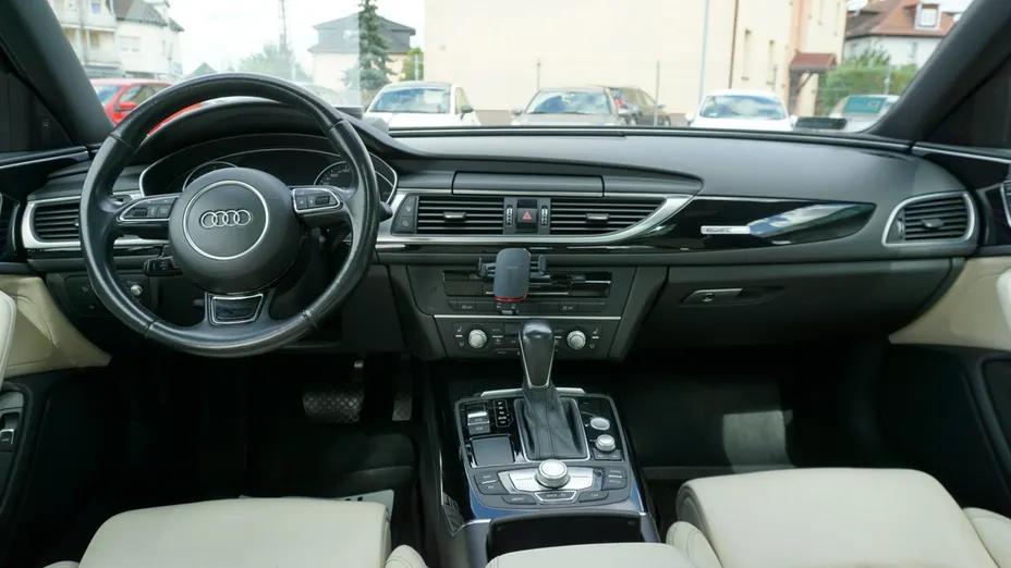 AUDI A6 Avant -