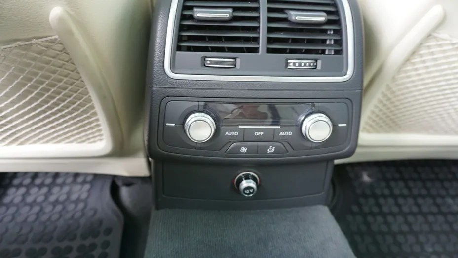AUDI A6 Avant -
