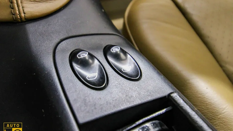 PORSCHE Boxster -