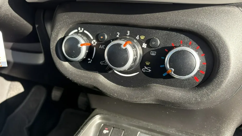 RENAULT Twingo -