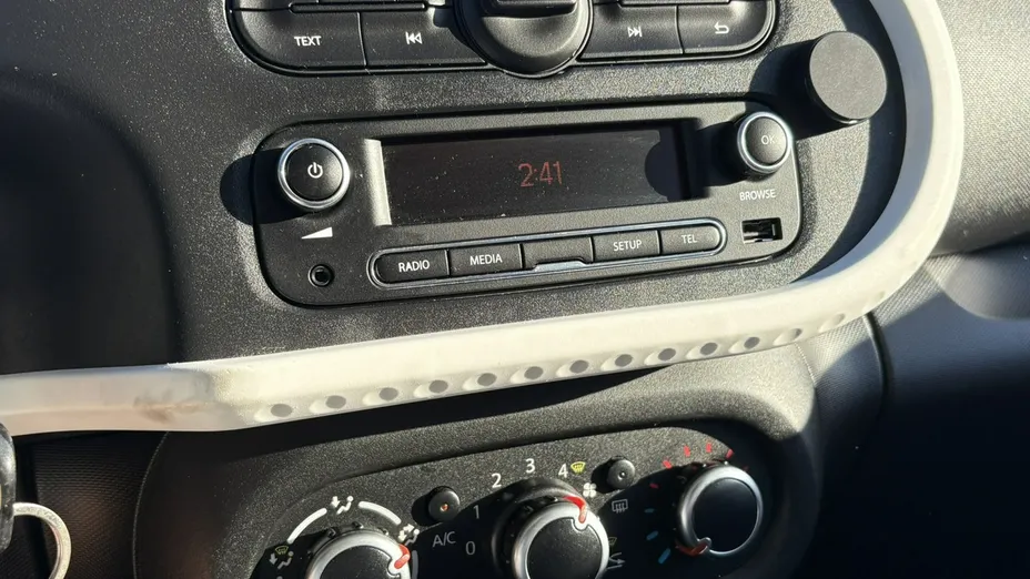RENAULT Twingo -