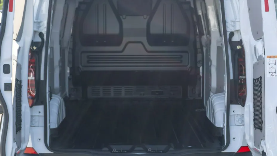VOLKSWAGEN Transporter -
