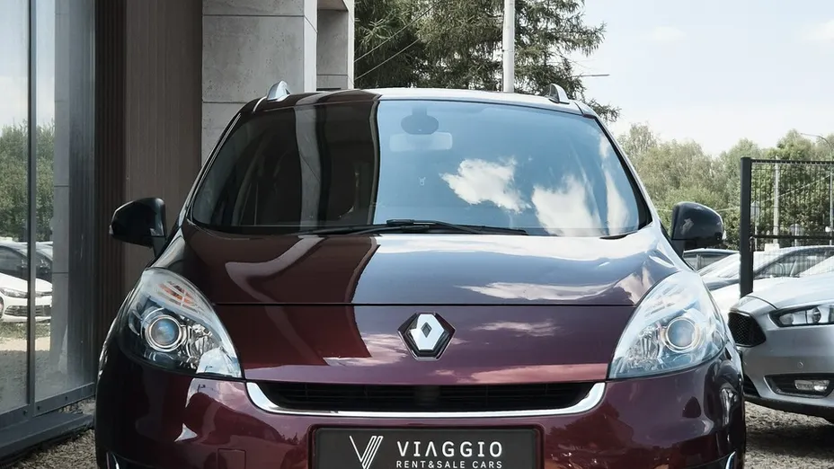 RENAULT Grand Scenic -