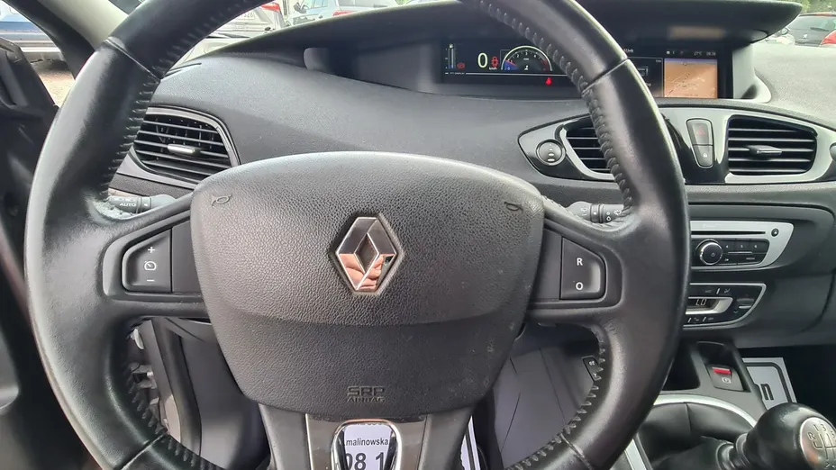 RENAULT Grand Scenic -