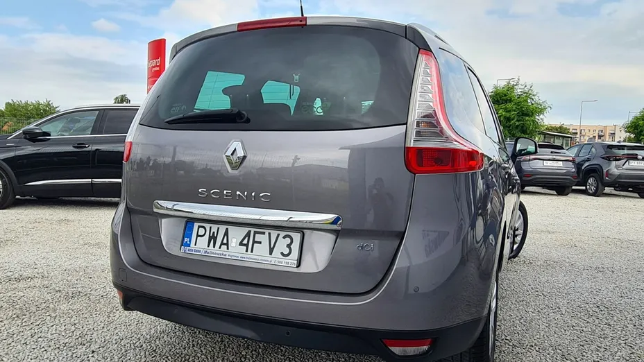 RENAULT Grand Scenic -