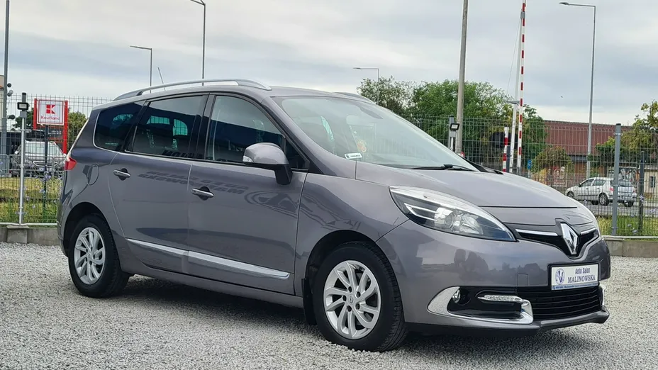 RENAULT Grand Scenic -