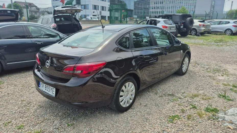 OPEL Astra -