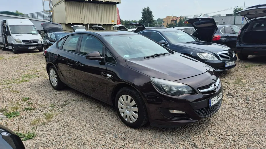 OPEL Astra -