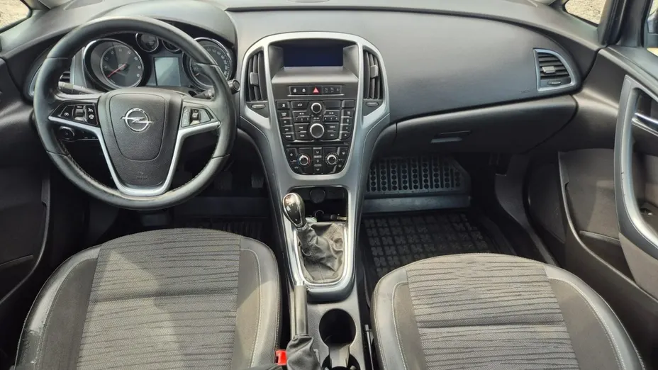 OPEL Astra -