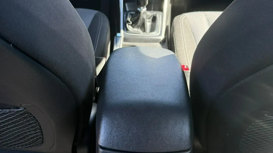 HYUNDAI i30 -