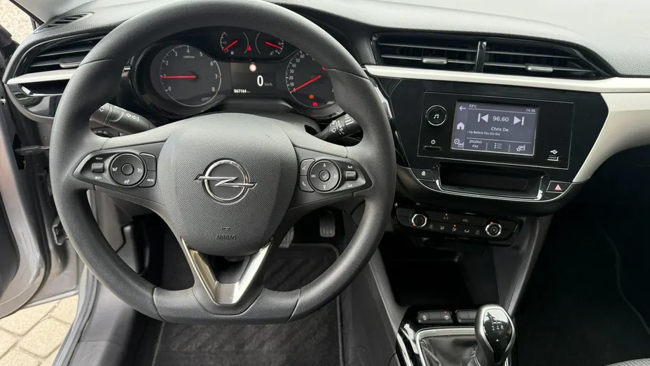 OPEL Corsa -