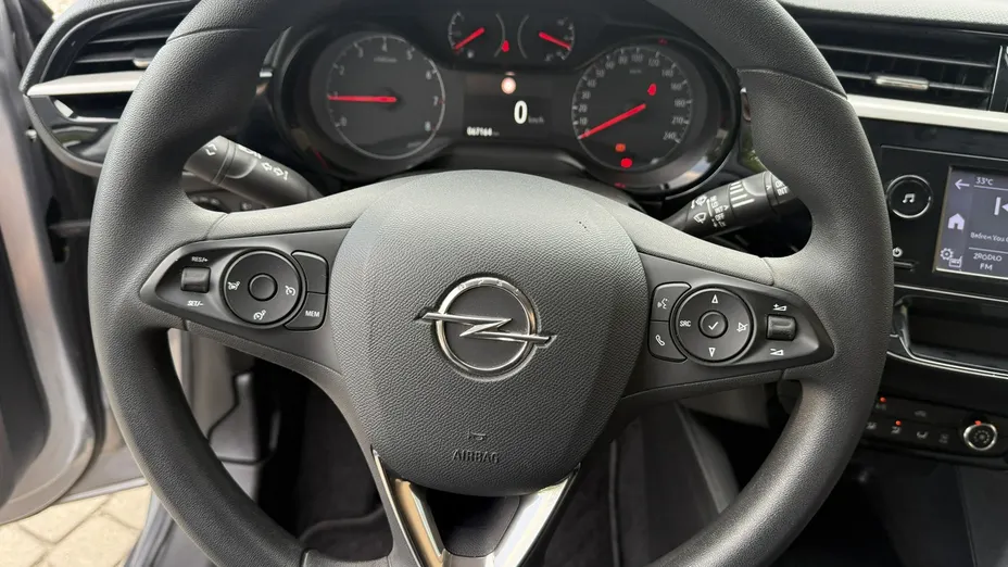 OPEL Corsa -