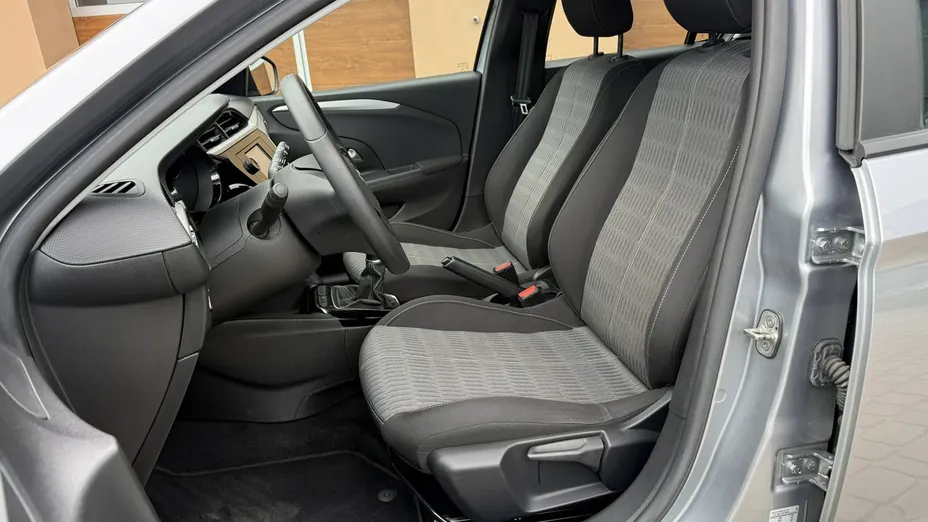 OPEL Corsa -