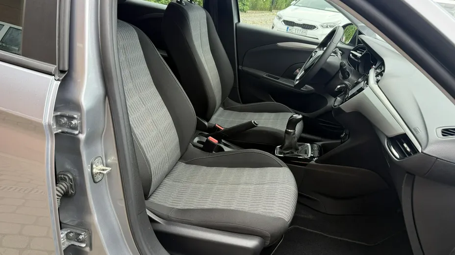 OPEL Corsa -