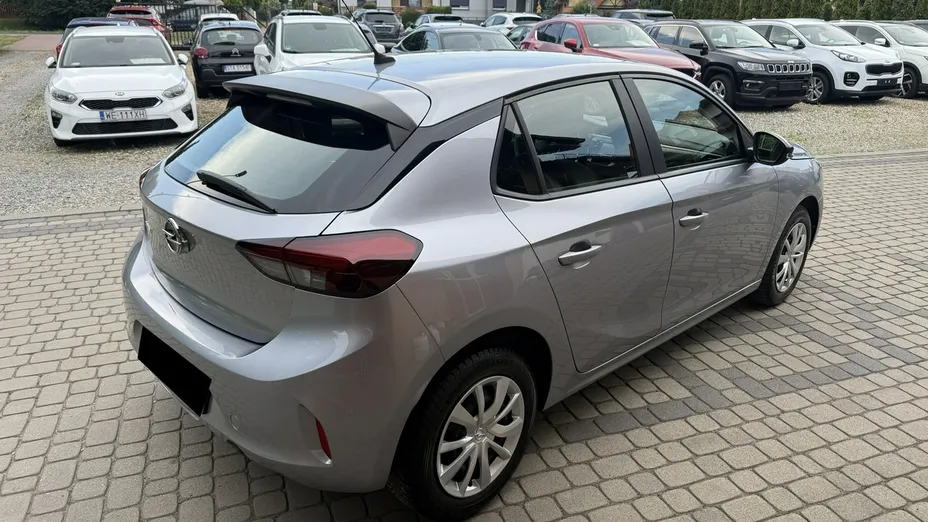 OPEL Corsa -