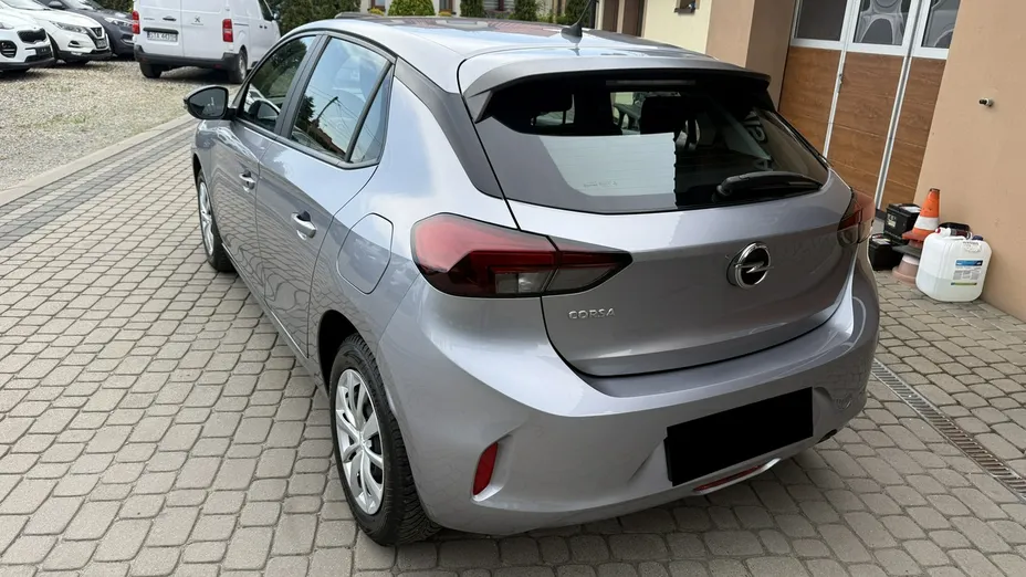 OPEL Corsa -