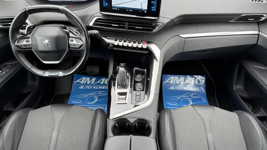 PEUGEOT 3008 -