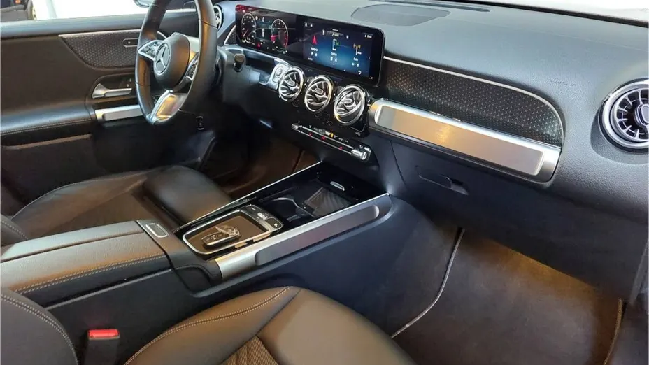 MERCEDES-BENZ GLB GLB 200 mHEV Progressive 7G-DCT