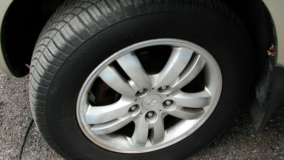 HYUNDAI Tucson -