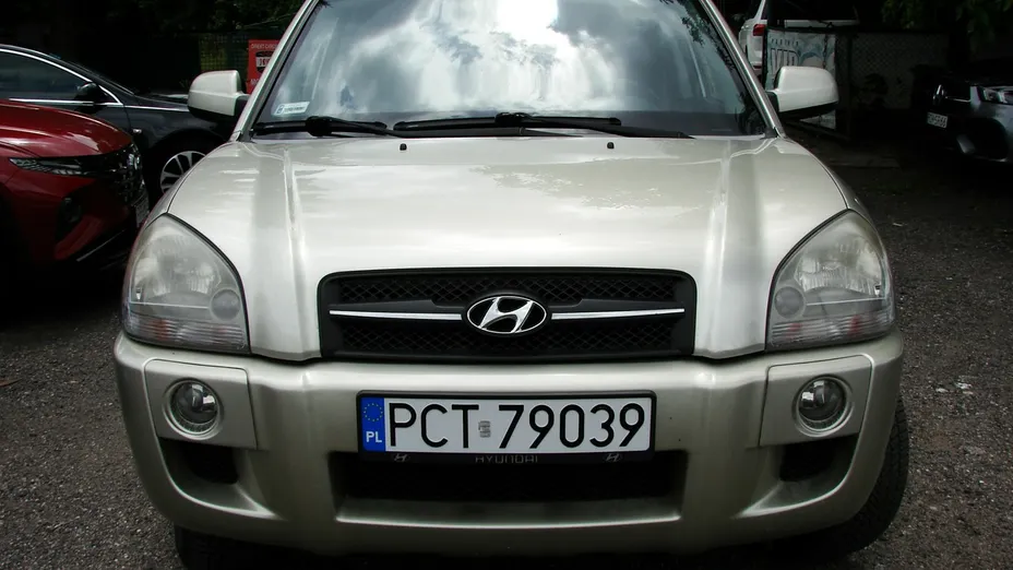HYUNDAI Tucson -