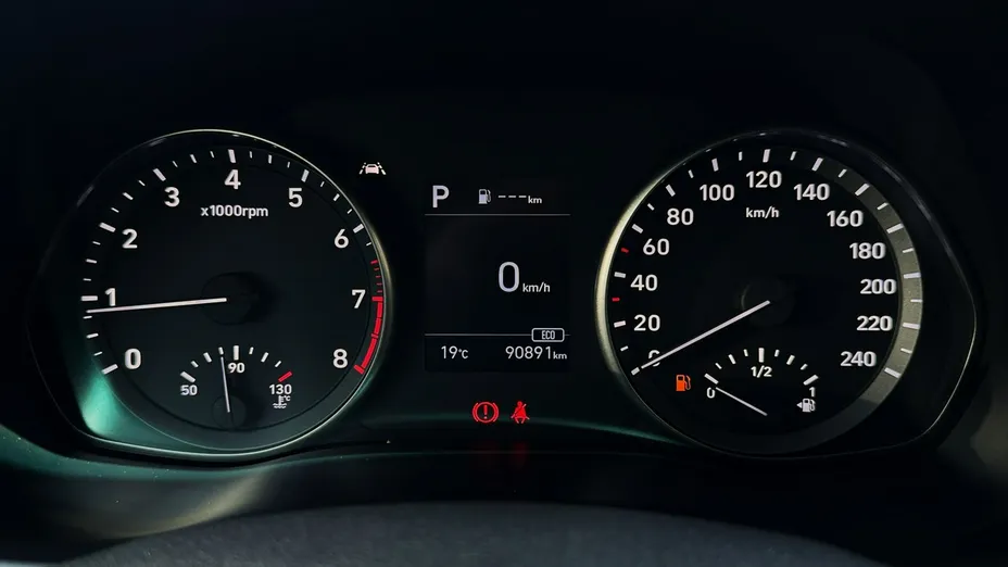 HYUNDAI i30 -