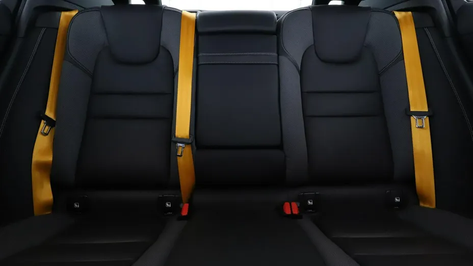VOLVO S60 -