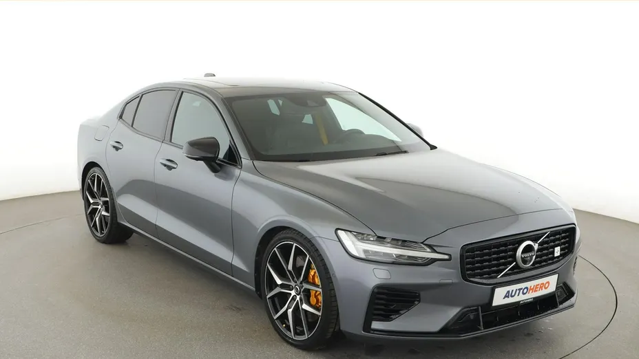 VOLVO S60 -