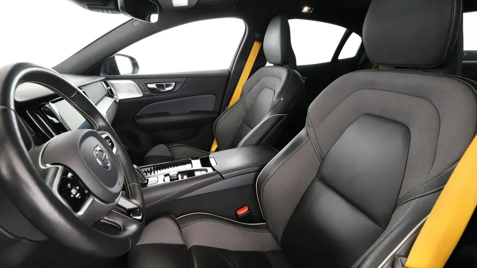 VOLVO S60 -