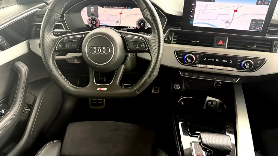 AUDI A4 Avant -